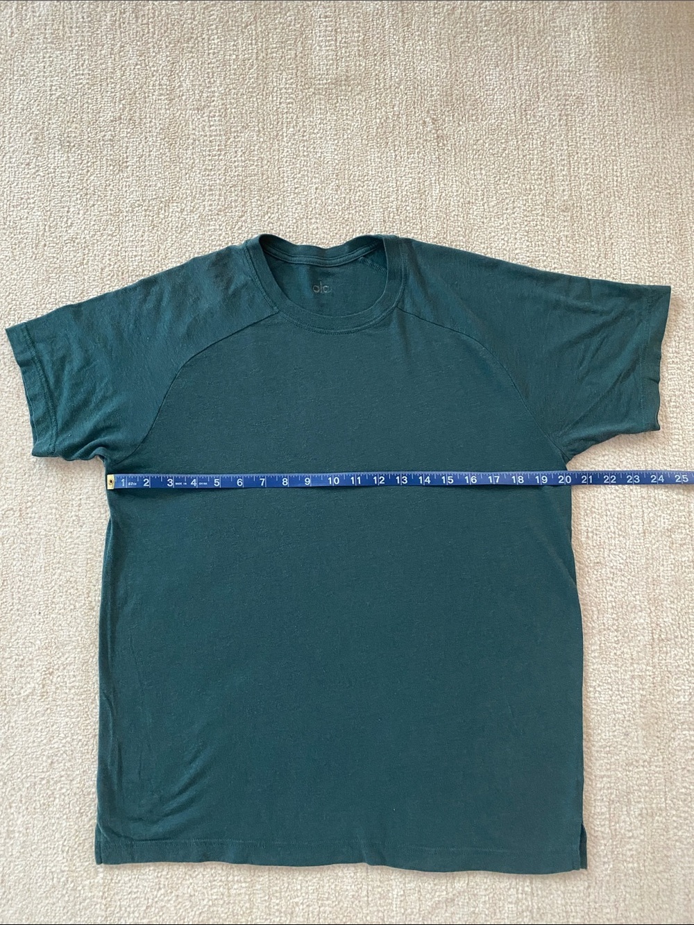 Alo Triumph Raglan Tee - Picture 5 of 7